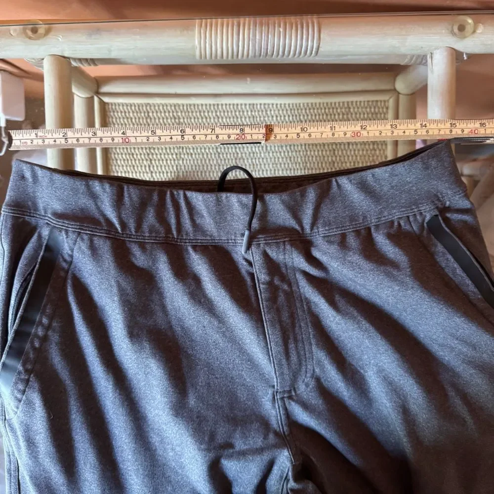 Lululemon Men’s Gray Athletic Pants Stretch Commuter Jogger Size L